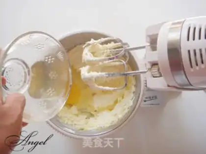 Make Dragoncat cookies step 2