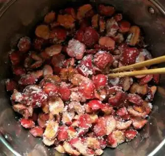 Make Homemade mountain sauce step 3