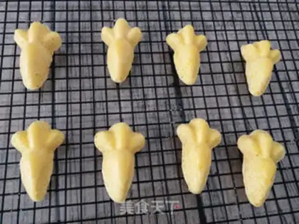 Make Carrot yogurt cake step 16