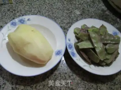 Make Potato with lentils step 0