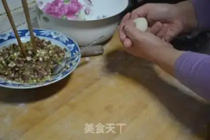 Make Beef acid soup dumplings step 14