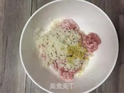 Make Noodles and meat step 0
