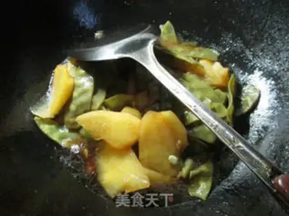 Make Potato with lentils step 9
