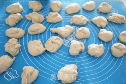 Make Frozen bean buns step 6