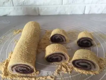 Make Donkey rolls step 12