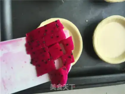 Make Flamingo egg step 3