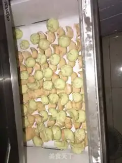 Make Colored fried dumplings step 5