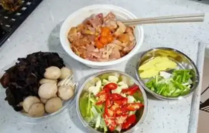 Make Pepper chicken step 0