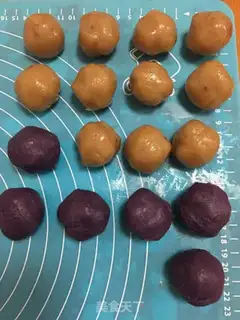 Make Ice mooncake step 10