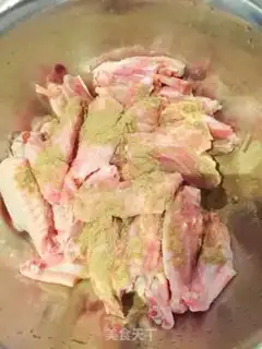 Make Suck on the wings step 1