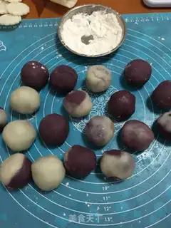 Make Ice mooncake step 17