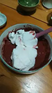 Make Red velvet cake step 7