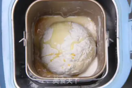 Make Mini-coconut rolls step 6
