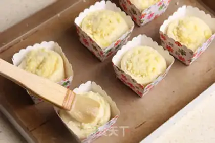 Make Mini-coconut rolls step 17