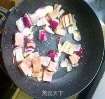 Make Tomato bacon pasta step 2
