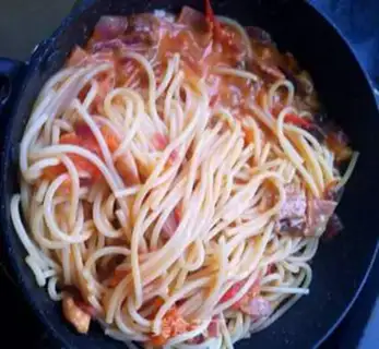 Make Tomato bacon pasta step 8