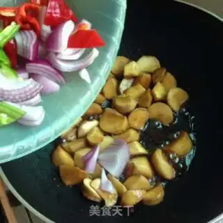 Make Three apricot mushrooms step 6