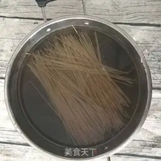 Make Fried noodles step 1