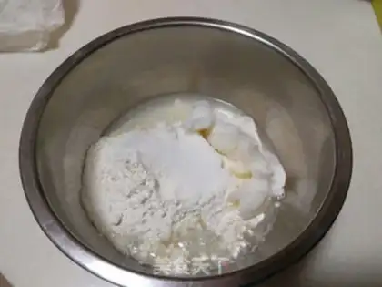 Make Fresh meat mooncake step 4