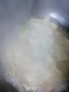 Make Northeast pepper dry tofu step 2
