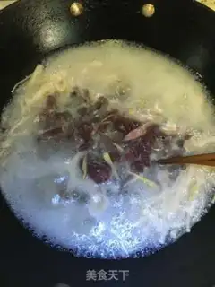 Make Golden pins and mushroom beef soup step 8