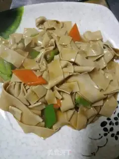 Make Northeast pepper dry tofu step 4