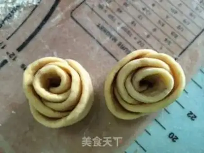 Make Cinnamon rolls step 9