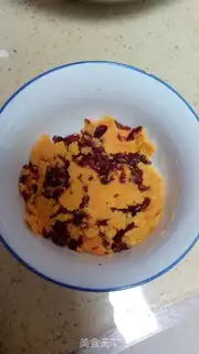 Make The sweet potatoes squeeze the bread step 4