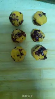 Make The sweet potatoes squeeze the bread step 5