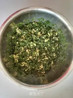 Make An egg and water bun step 5