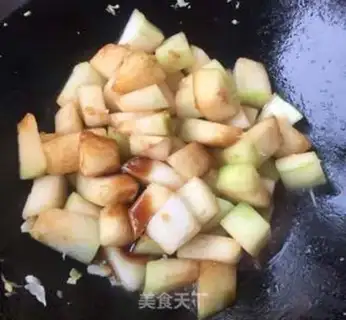 Make Shrimp dolls meet a melon step 5