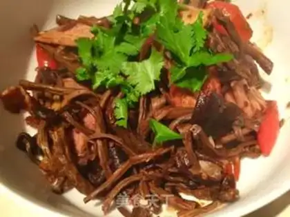 Make A dry pot of tea and mushrooms step 6