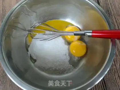 Make Egg yolk step 0