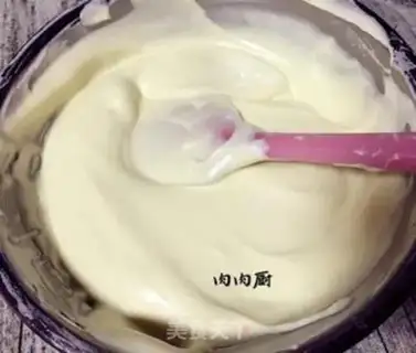Make Soft, delicate cupcakes step 12