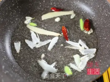 Make Bean tofu soup step 1