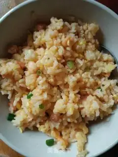 Make Shrimp ham and egg fried rice step 7