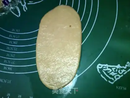 Make Little roll of cream step 7