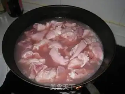 Make Weed pig hoof soup step 0