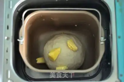 Make Black sesame milk toast step 4