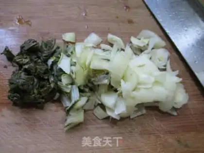 Make Pickles, round clams step 1