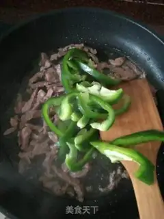 Make Black pepper beef and pasta step 2