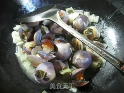 Make Pickles, round clams step 7
