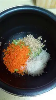 Make Vegetable rice congee step 2