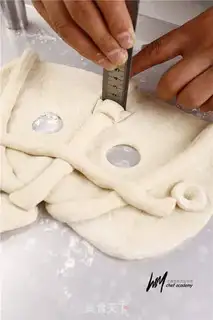 Make Pumpkin face bread step 11