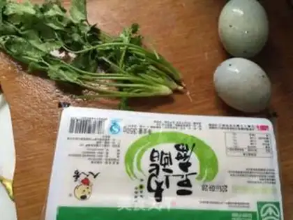 Make Frozen eggs and tofu step 0