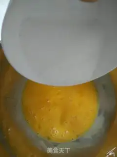 Make SpongeBob cake step 1