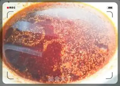 Make Spicy red oil step 2
