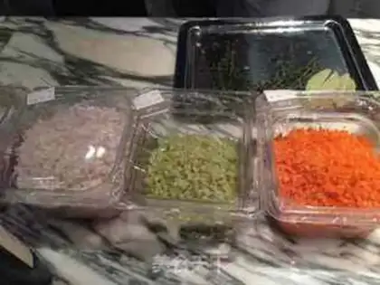 Make Traditional pasta step 0