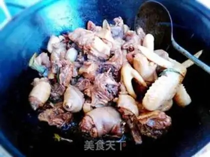 Make Northeast chicken stew step 5