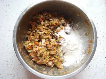 Make Milk pork burger step 9
